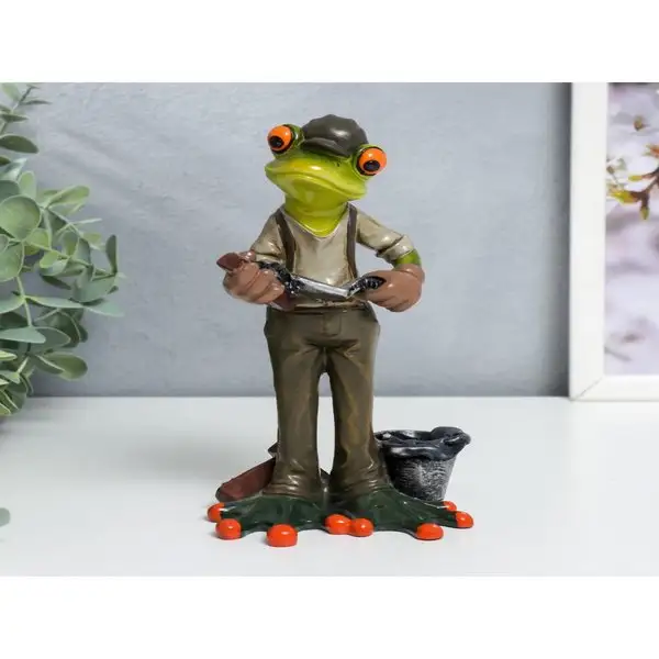 Фигурка Лягуха-Строитель-каменщик 17,5см