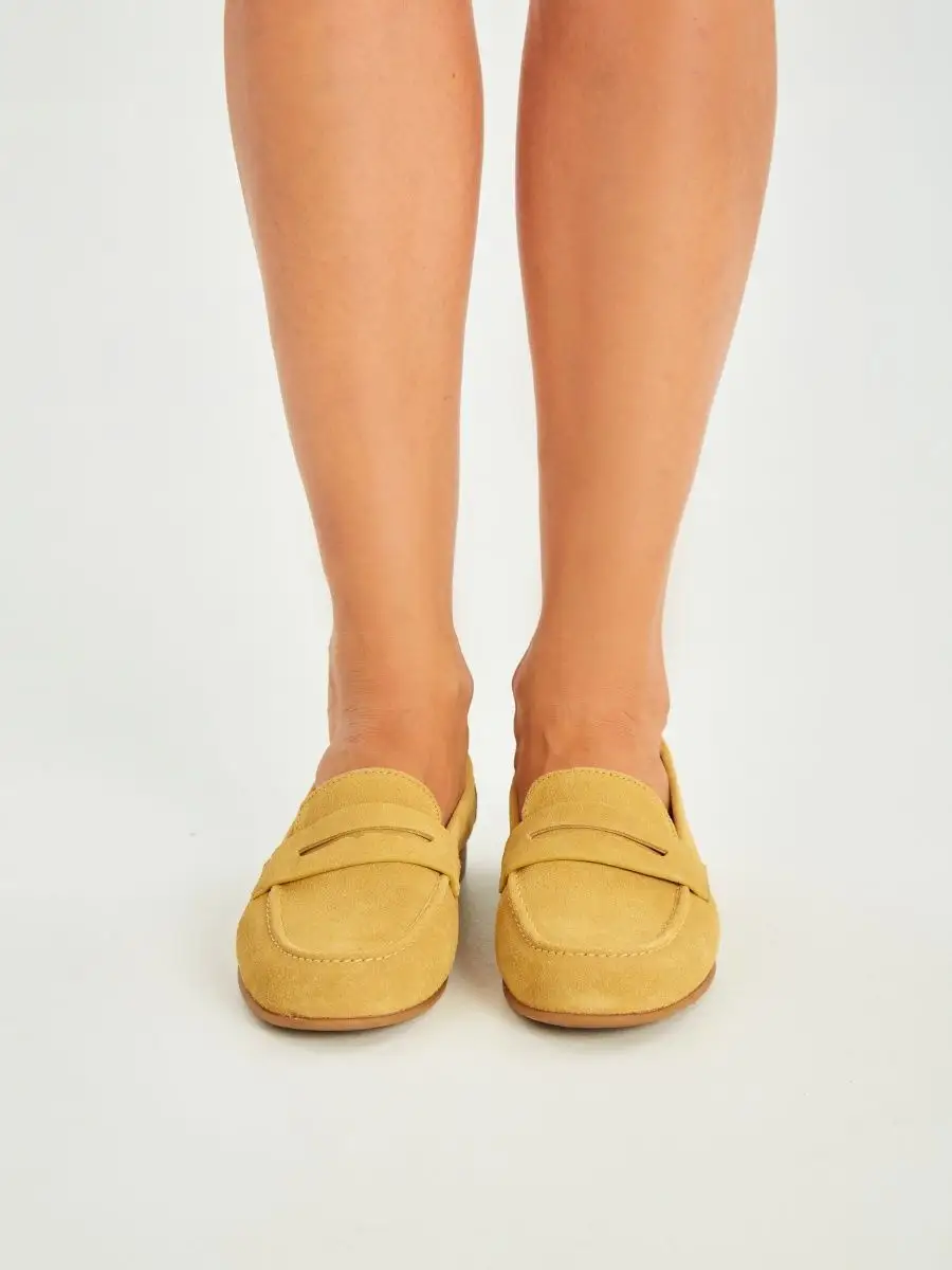 Born 2025 barnstable loafer